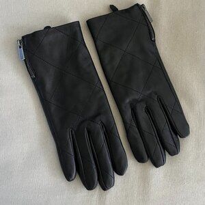 NEW Chicos Genuine Leather Quilted Gloves